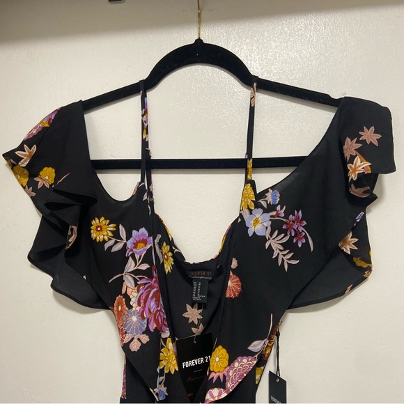 Forever 21 medium mid calf dress. - Picture 3 of 4